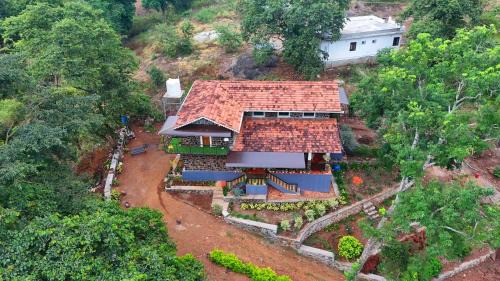 Kodaikanal House | WellGrown- The Farmhouse at Kombai - Pallangi, Kodaikanal