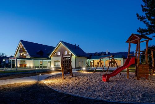Demanova Hotel | Pet-Friendly Hotel Demänová: 4-Star Oceanfront Retreat