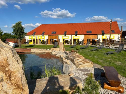 Dynin Apartment | Relaxing Wellness Zoo Apartments in Lhota - Rated 9.7/10