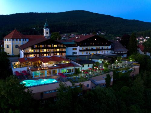 Bodenmais Hotel | Relaxing Wellnesshotel Hofbräuhaus with Spa and Ocean View
