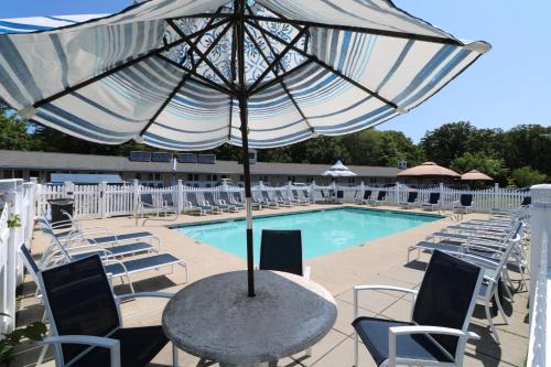 Moody Hotel | Top-Rated Wells-Ogunquit Resort with Oceanfront Amenities