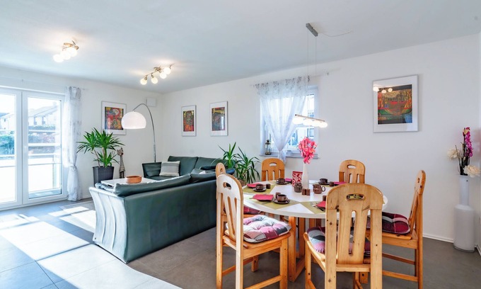 Pfaffing Apartment | Wendelstein Vacation Apartment with Ocean View for 6 Guests