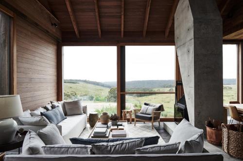 Wensleydale Villa | Wensley - Rustic Luxury, Great Ocean Rd Hinterland