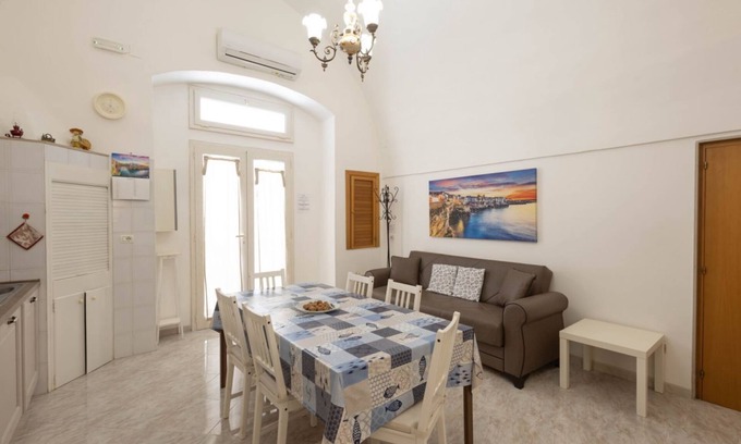 Polignano a Mare Apartment | Family-Friendly WePuglia - Donna Lisa with Breakfast & Kitchen
