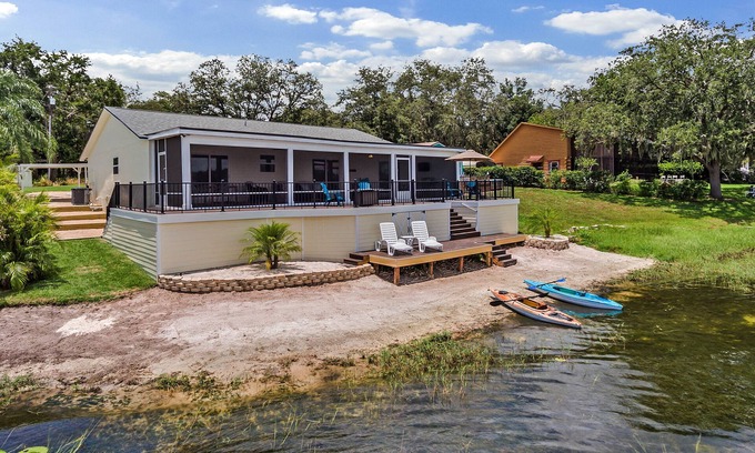 Ocoee House | Relax at West Orlando Lakefront with Scenic Views & Spa