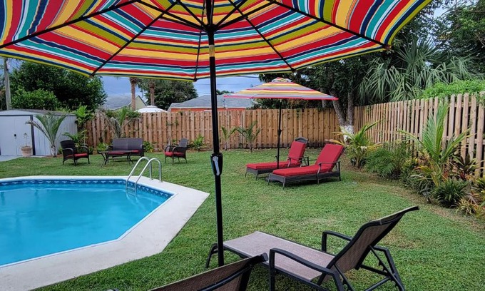 Poiciana Park II House | Oceanfront West Palm Beach Tropical Oasis - Guest Rated 9.8