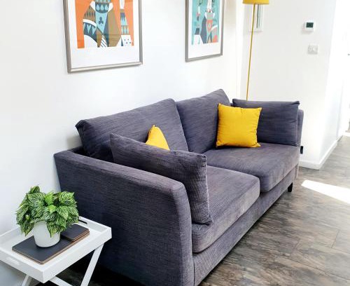 Wolverhampton Apartment | Family-Friendly Getaway at West Park Annex Wolverhampton