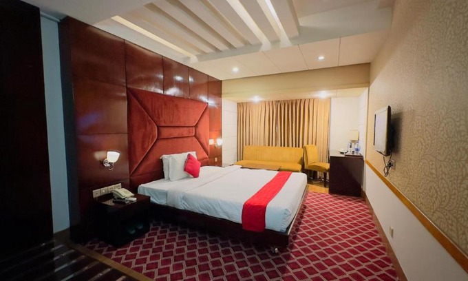 Banani Hotel | West Park Inn Dhaka