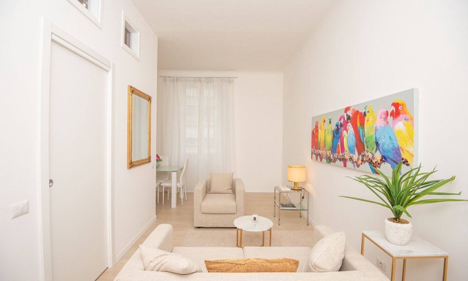 Como Apartment | West Park Suite: Family-Friendly with Breakfast & Parking