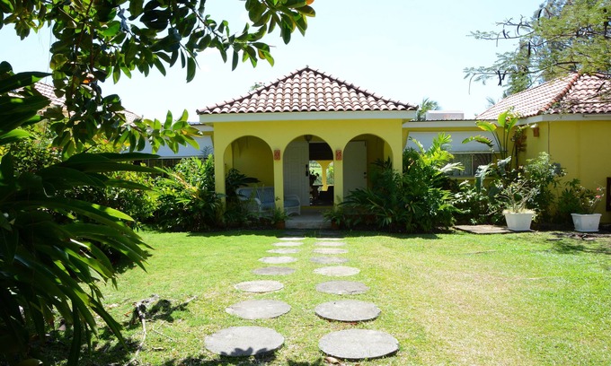Merlin Bay Villa | Experience Westerlee: 3 Bedroom Oasis with Pool & Ocean View
