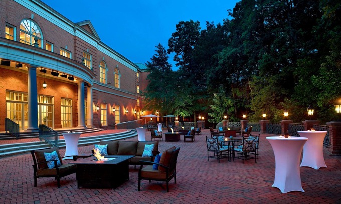 Chantilly Hotel | Eco-Friendly Westfields Marriott Washington Dulles Awaits