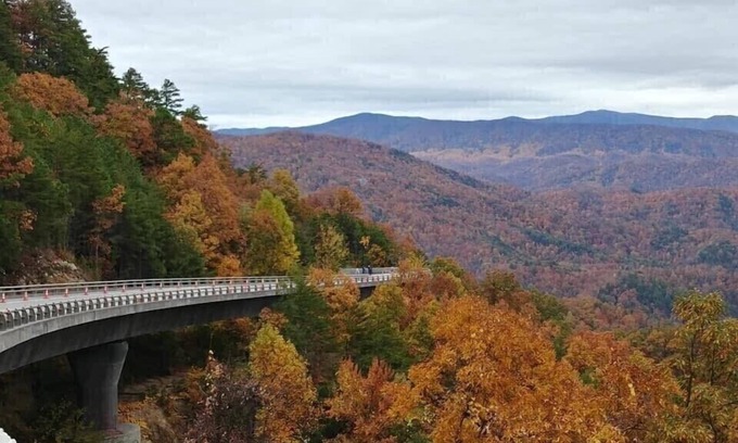 Gatlinburg Resort | Experience Fall Colors at Westgate Smokey MTN Resort!
