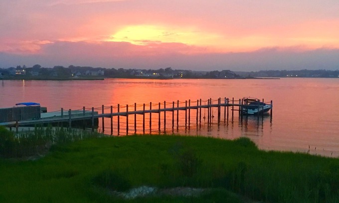 Westhampton Beach House | Relax in Tranquil Westhampton Beach with Ocean View Rooms