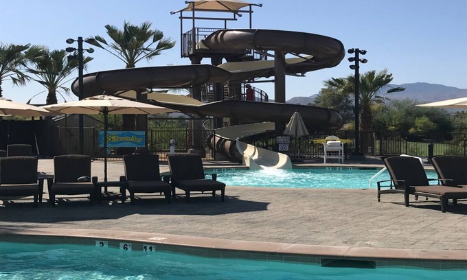 Palm Desert Resort | Memorial Day Weekend Getaway: Guest Rated 10/10 with Pool!