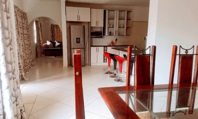 Mount Hampden Apartment | Discover WestPoint Quays: Family-Friendly with Pool Access