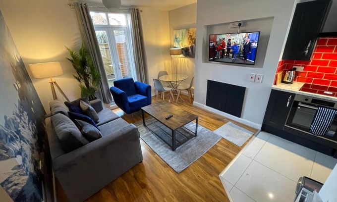 Burslem Apartment | Discover Westport Plaza: Your Ideal Getaway Awaits