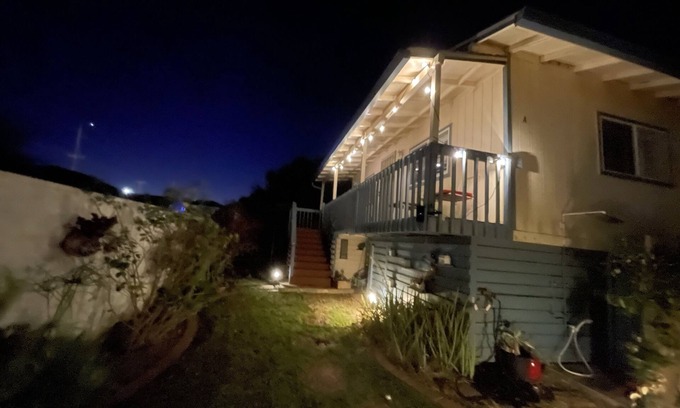 Nanakuli House | Westside Magic Garden: Oceanfront Oasis with Pool & Spa