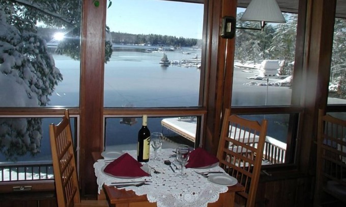 Buckhorn Hotel | Relaxing Oceanfront Escape at Westwind Inn on the Lake