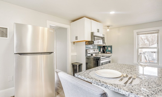 Weymouth Apartment | Weymouth Apartment: Close to Beaches & Boston!