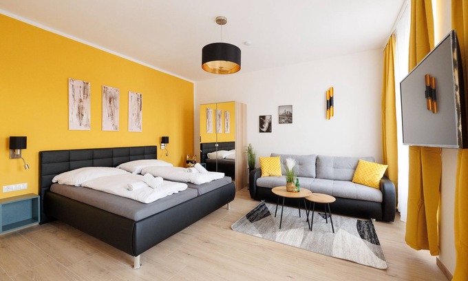 Funfhaus Apartment | Eco-Friendly WF-Apartment Steps from Westbahnhof