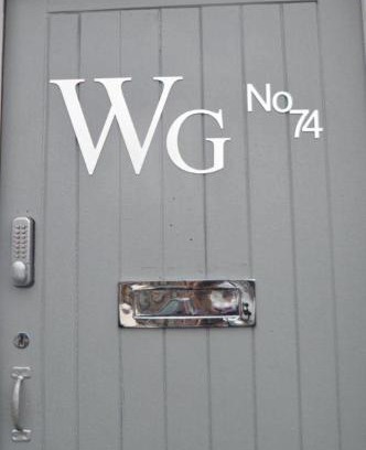 Macclesfield Apartment | Cozy Wg Apartment: Enjoy Breakfast & 4-Star Comfort
