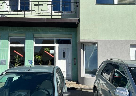 Riedau House | Experience WG Riedau: Pet-Friendly Comfort with Hot Tub