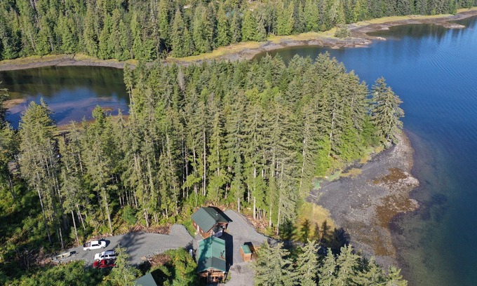 Whale Pass Cabin | Whale Pass Adventure Apartment | Cabin in Whale Pass accessible via boat or car