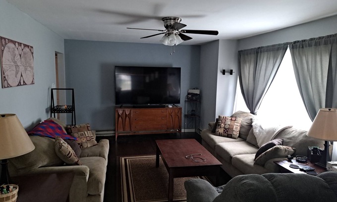 Arcade House | Experience Reality: Spa, Breakfast & Family-Friendly Retreat