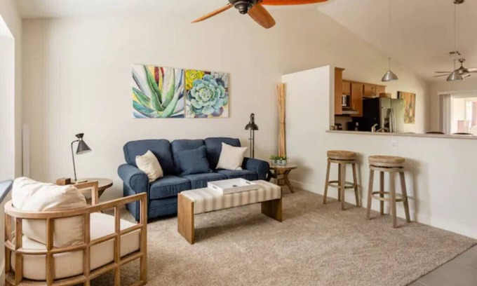 Paradise Valley Village House | Wheelchair & Pet-Friendly/Huge Yard- Gemini North
