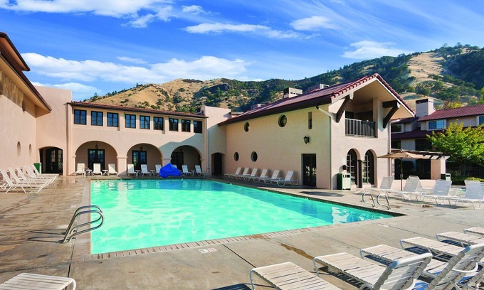 Nice Resort | Experience Beauty and Fun at Our Oceanfront Retreat
