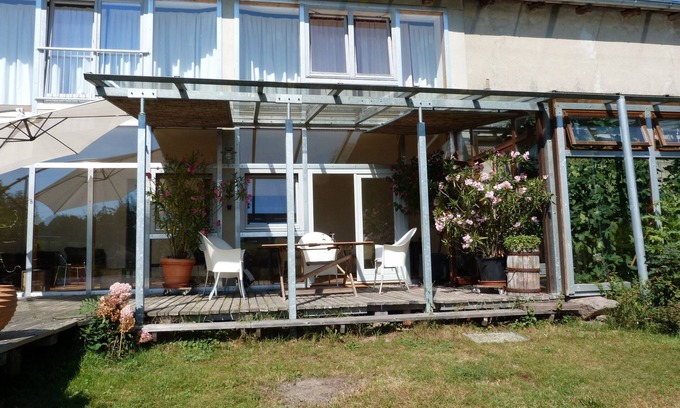 Waddeweitz Apartment | Discover Tranquility at Where Crane and Fox Say Good Night
