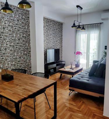 Zografos Apartment | Dreamy Getaway at Where Dreams Attend Address!