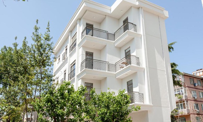 Kadikoy Hotel | Family-Friendly Retreat at Whisper by Oval - 5-Star Comfort