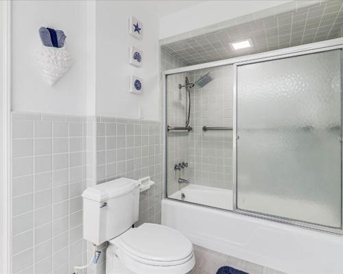 Ingleside House | Relax at Whispering Breezes with Poolside Serenity