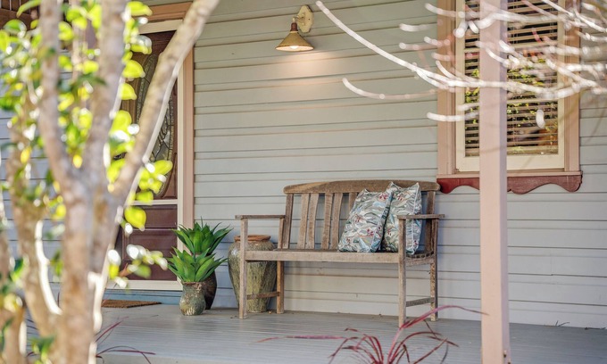 Wentworth Falls Cottage | Relax at Whispering Pines Cottages - Guest Rated 9.4/10