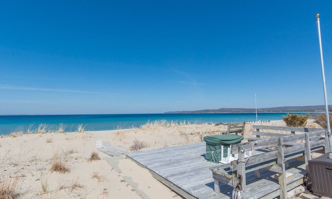 Glen Arbor Cottage | Experience Whispering Pines Cottage on Lake Michigan