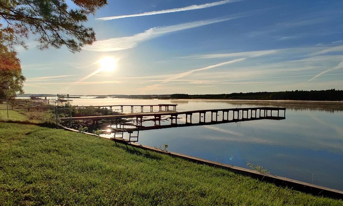 Trinity Cottage | Tranquil Whispering Pines on Lake with Hot Tub & Views