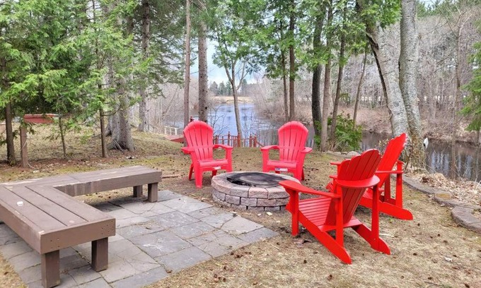 Burnt River House | Pet-Friendly Whispering Pines Riverside Retreat - Guest Rated 9.5