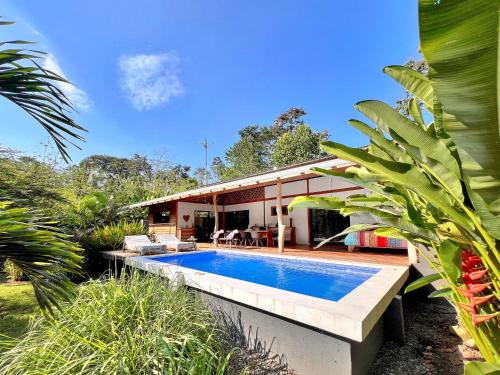 Cahuita House | Whispering Wisdom: 3-Bed Oasis with Pool, Steps to Beach