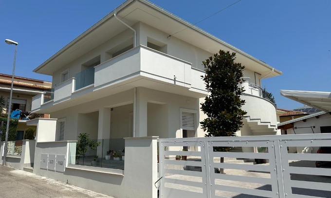 Morro dʼOro Bed & Breakfast | White B&B: Guest Rated 9.7 with Family-Friendly Amenities