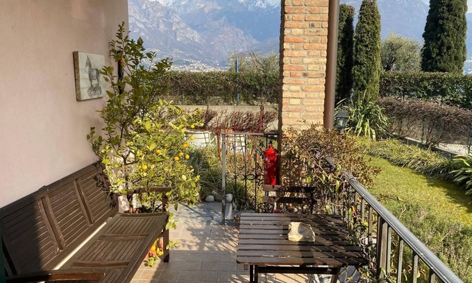 Oliveto Lario Apartment | White Beach House - App 2