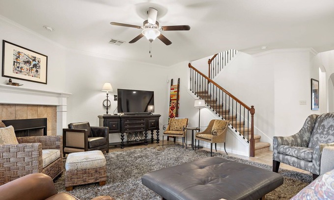 Austin House | White Eagle by Barclé