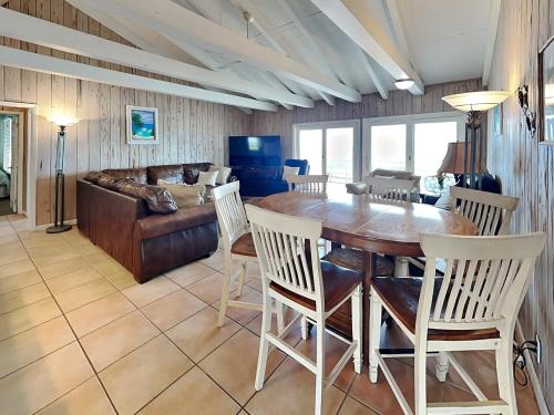 South Ponte Vedra Beach House | Oceanfront White Heron Beach House with Family-Friendly Vibes