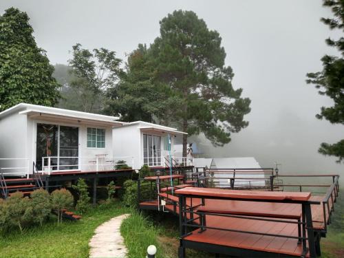 Khao Kho Hotel | Top-Rated Family Retreat at White House in เขาค้ออินไซด์ฮิลล์