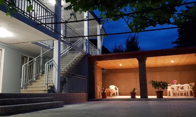 Eniseli Hotel | Pet-Friendly White House in Kakheti: Rated 9/10 for Comfort