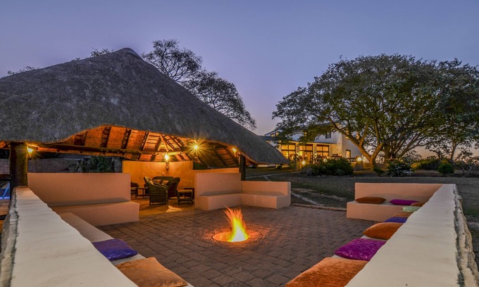 White River House | Discover White House Lodge: A 4-Star Guest Favorite