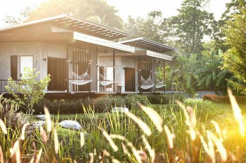 Khanong Phra House | Pet-Friendly Retreat at White Knot Khao Yai - Rated 7.7