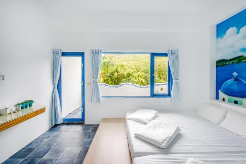 Liuqiu House | Oceanfront Retreat at White Lighthouse - Guest Rated 9/10