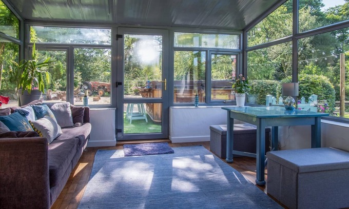 Narberth House | Elegant White Mill: 4-Bed Holiday Home in Lampeter Velfrey