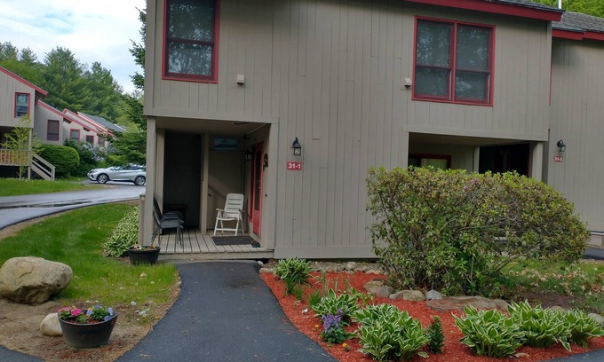 Lincoln House | Elegant White Mountains Retreat at Loon Mountain - Sleeps 8